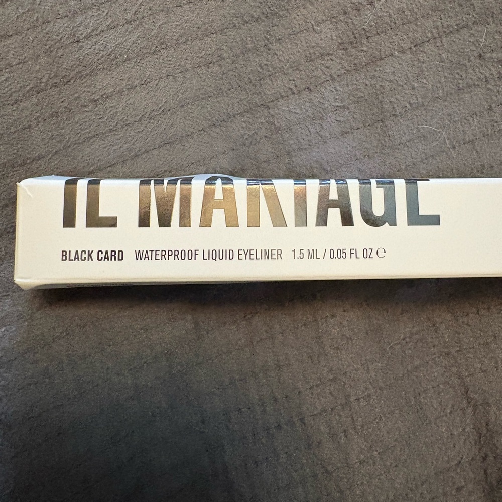IL MAKIAGE Black Card Liquid Eyeliner